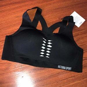 New VS Sports Bra